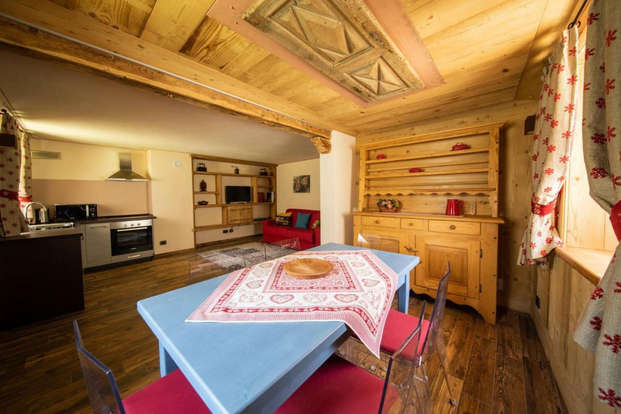 Casa Vacanze Petit Haury - Alloggi Ad Uso Turistico Vda Arvier N 0039 E N 0040 - Εξωτερικό φωτογραφία
