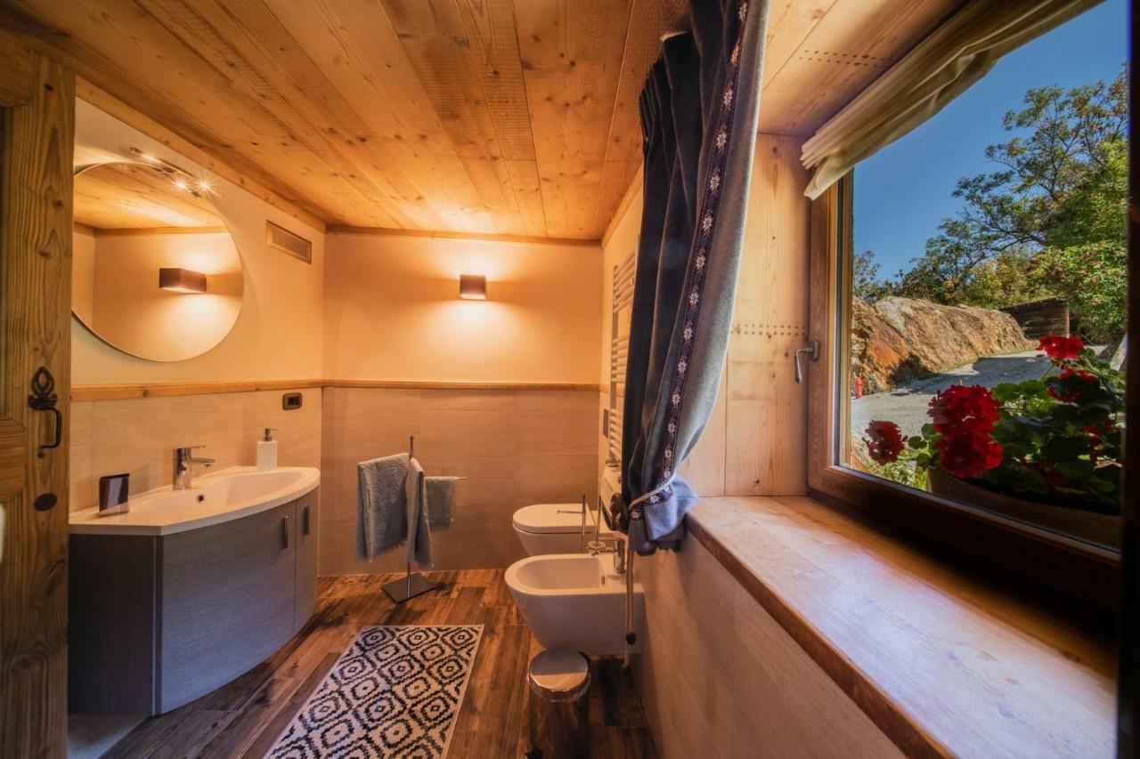 Casa Vacanze Petit Haury - Alloggi Ad Uso Turistico Vda Arvier N 0039 E N 0040 - Εξωτερικό φωτογραφία